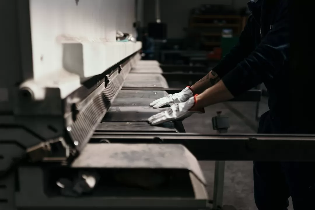realizzazioni metalliche su misura e soluzioni custom | IVEFER
